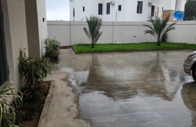5 bedroom fully detached duplex with a BQ